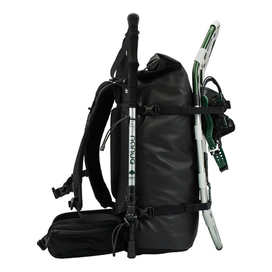 Das NANUQ ADVENTURE KIT Schneeschuhe Nanuq 